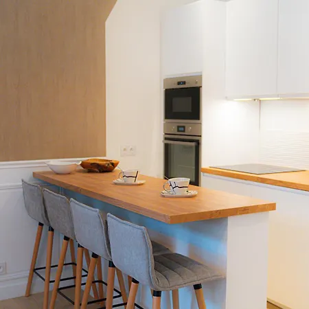 Velvet - Best Keys - Maison Duplex Elegante - Plein Centre Ville - Deco Minimaliste & Cosy - Literie Haut De Gamme - 2 Chambres Separees - Lit Queen Size & 1 Canape Convertible - Smart Tv - Wifi Fibre - Check-In Autonome Sens Extérieur photo